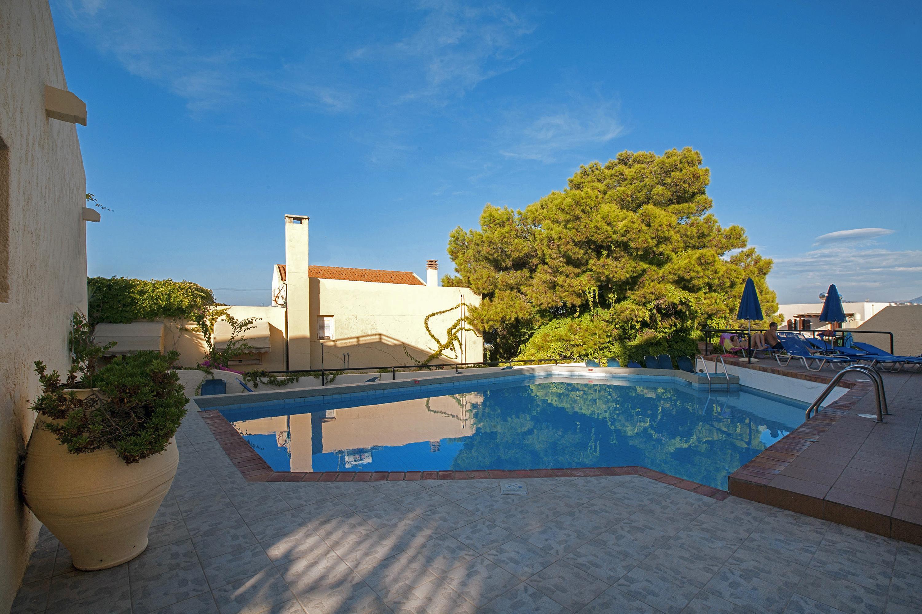 Sundance Apartments & Suites Hersonissos  Bagian luar foto